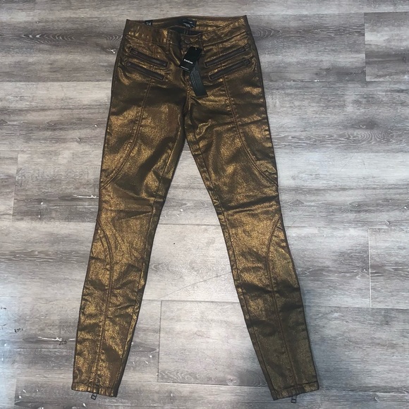 SOLD - Picture 4 of 7